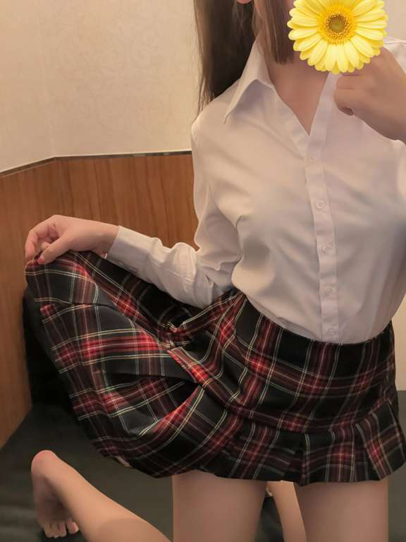 欲羽めろ プロフィール